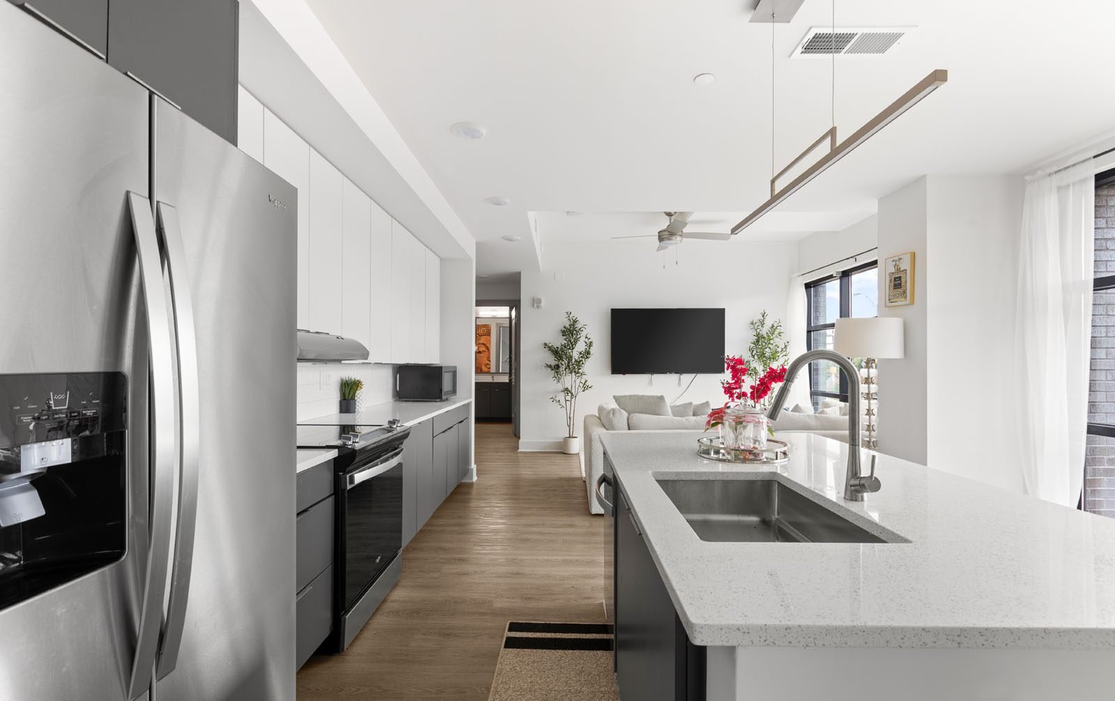 Atlanta, Georgia Airbnb real estate photography of kitchen.